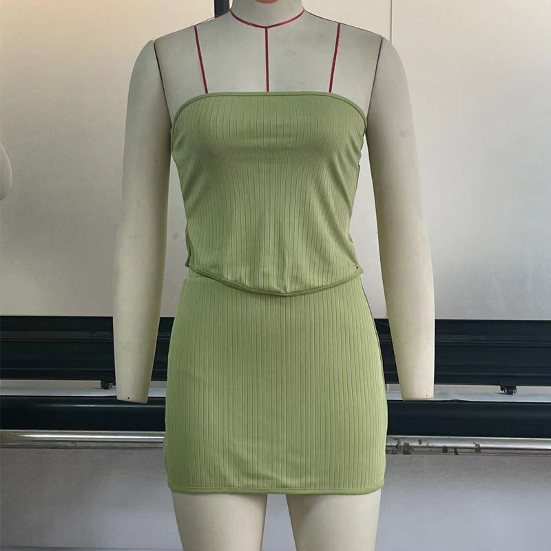 Conjunto Mujer – Top de Tubo Irregular de Punto + Falda a la Cadera Estilo Trendy 2025