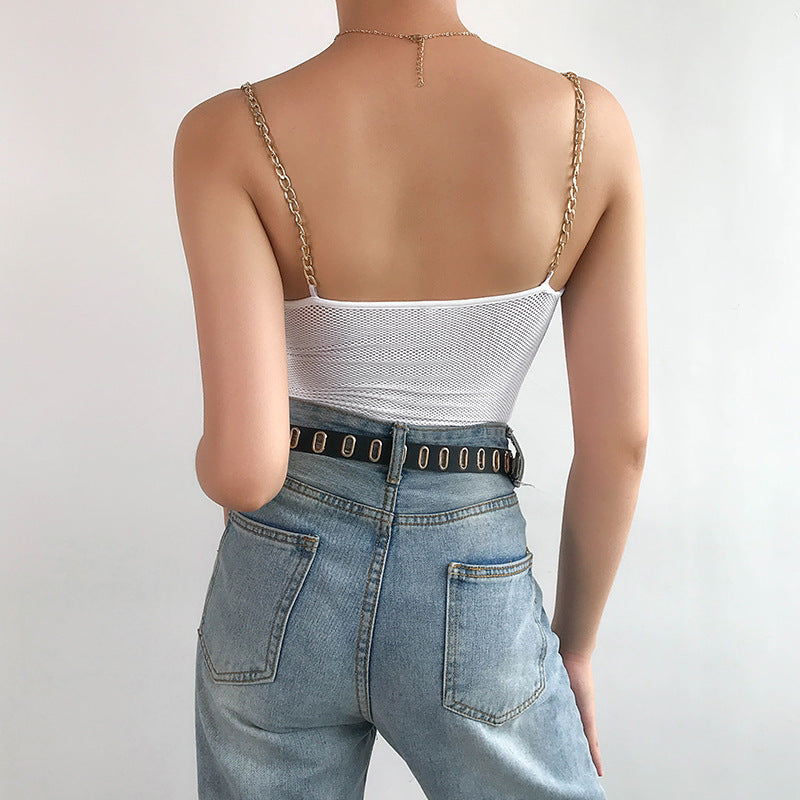 Top con tirantes y cadena de rejilla – Sexy & atrevido