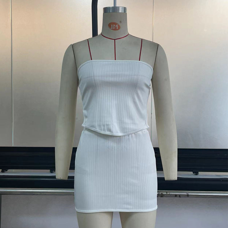 Conjunto Mujer – Top de Tubo Irregular de Punto + Falda a la Cadera Estilo Trendy 2025