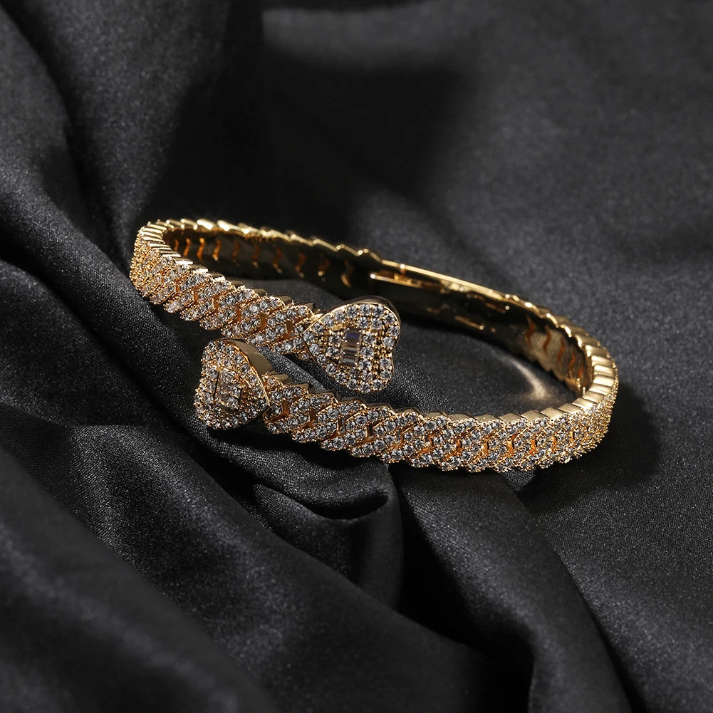 Pulsera Corazón Ice Out Estilo Cubano – Circonitas Baguette Lujo Mujer