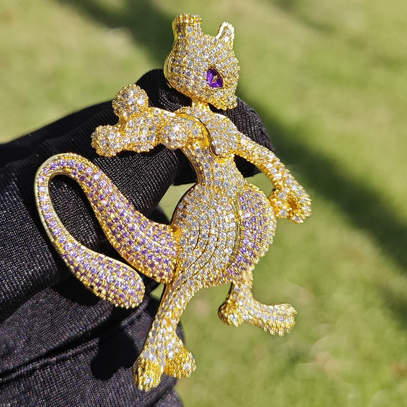 Colgante Ice Out con personaje cartoon y circonitas cúbicas 5A+ en oro, plata o púrpura – Joyería Hip Hop Trap Hombre