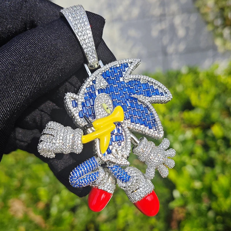 Colgante Sonic Iced Out CZ 5A+ estilo trap en azul, dorado o plateado