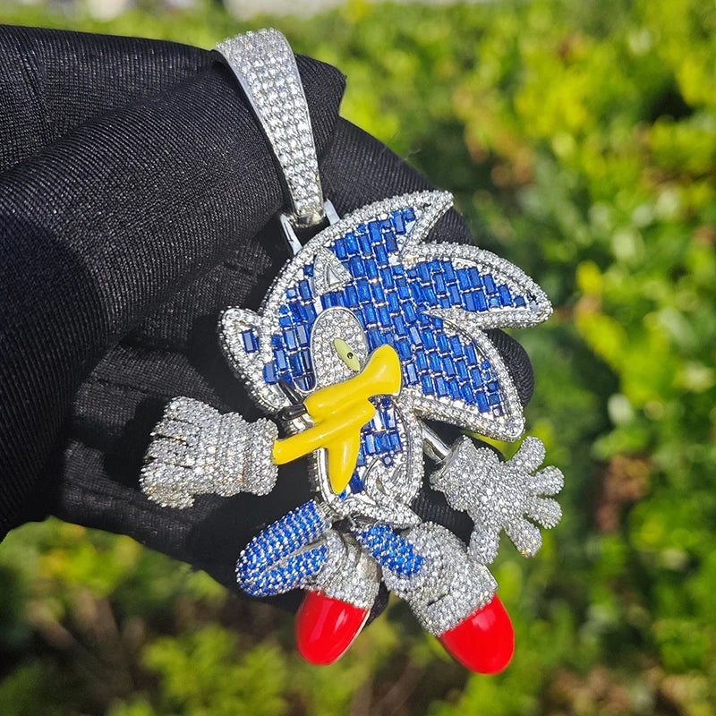 Colgante Sonic Iced Out CZ 5A+ estilo trap en azul, dorado o plateado