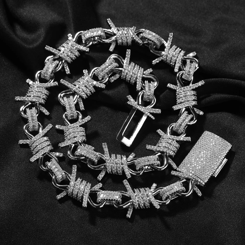 Collar Ice Out con diseño de alambre de espino y circonitas baguette de 19 mm estilo hip hop trap para hombre.