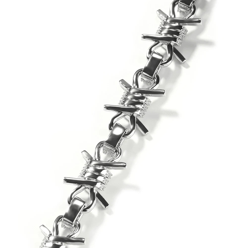 Collar Ice Out con diseño de alambre de espino y circonitas baguette de 19 mm estilo hip hop trap para hombre.