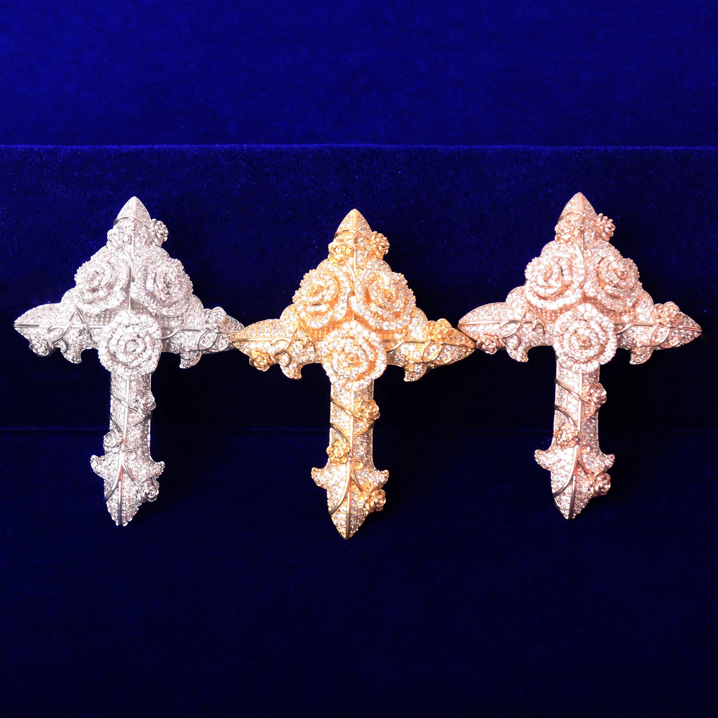 Collar Cruz & Flor Iced Out– Inspirado en Lil Uzi Vert