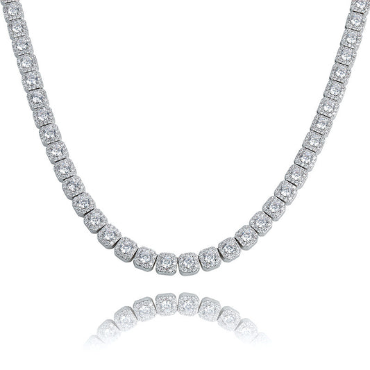 Collar de Ciruela de Circonitas – Estilo Plum Blossom Elegante