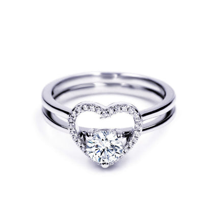 Anillo de moissanita con diamantes en forma de Corazón – Amor que brilla.