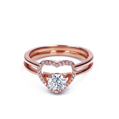 Anillo de moissanita con diamantes en forma de Corazón – Amor que brilla.