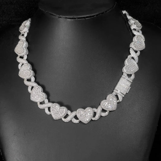 Collar Choker Mujer 15mm Baño de Oro Blanco – Corazón Ice Out con Circonitas ✨