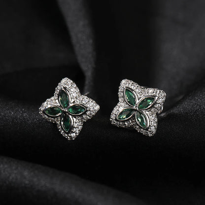 Pendientes de trébol de cuatro hojas con circonitas verdes tipo ice-out.